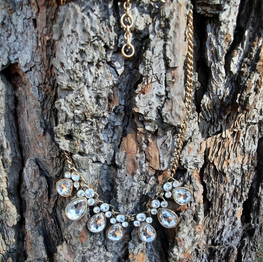 Clear Crystal Tear Drops Necklace 🔱🌞🌝💛 - Picture 4 of 6